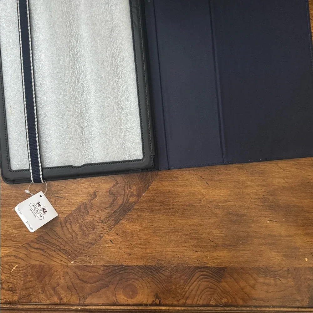 COACH Elegant Brown Leather IPad Case NWT MSRP $198